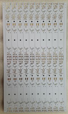 İyi fiyat 1L Alüminyum PCB Tahta LED Işık için 1.5mm Beyaz Soldermask çevrimiçi
